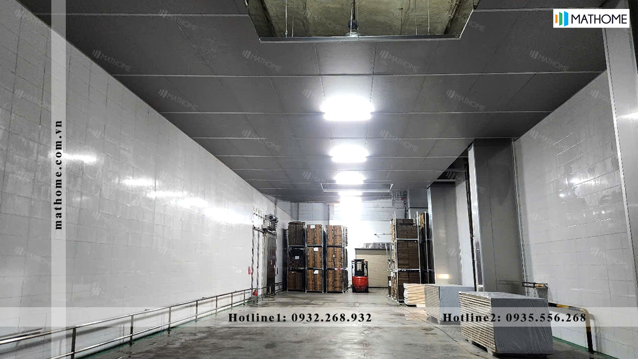 thi-cong-tran-panel-inox