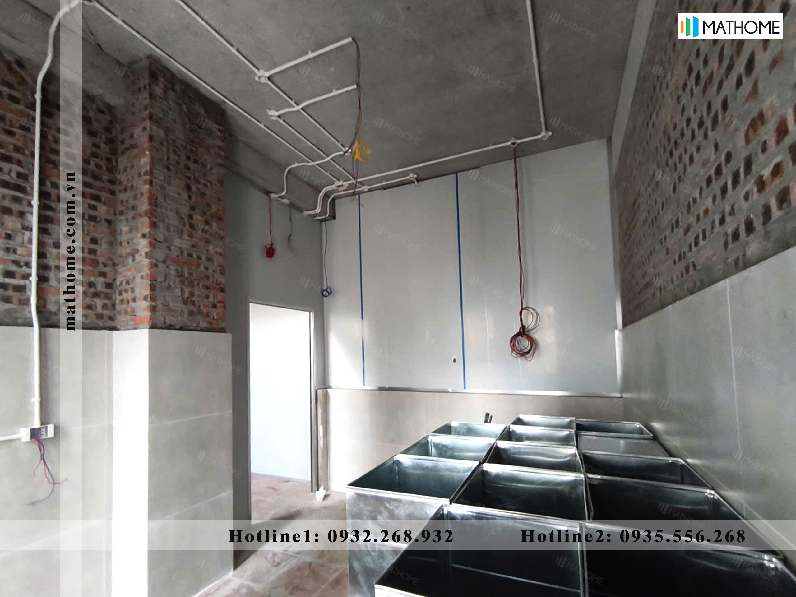 thi-cong-bep-trung-tam