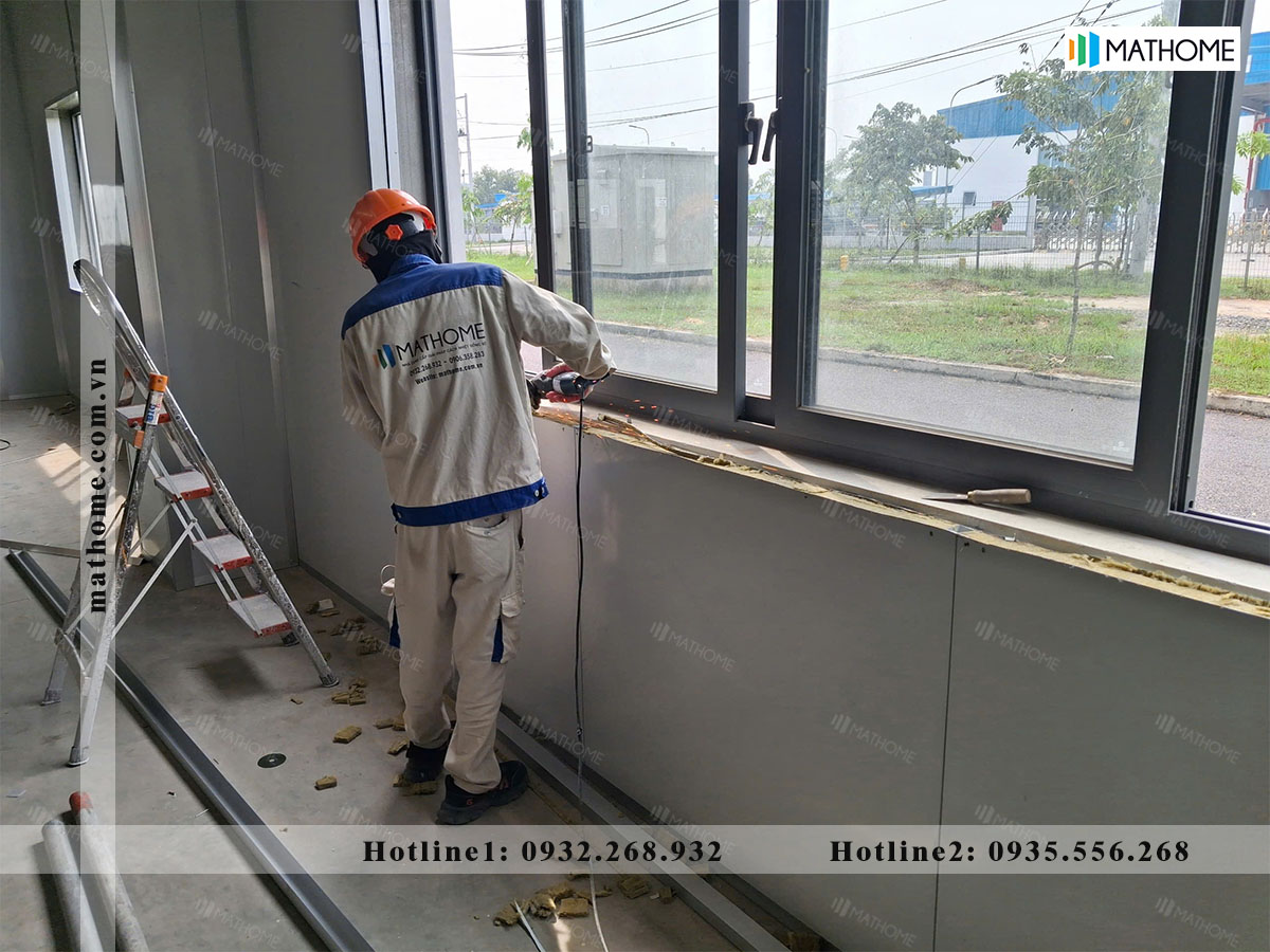 vach-ngan-nha-xuong-chong-chay