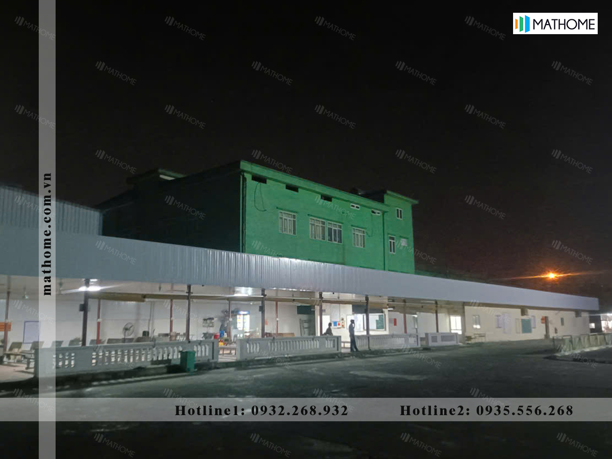 trần tôn xốp màu trắng